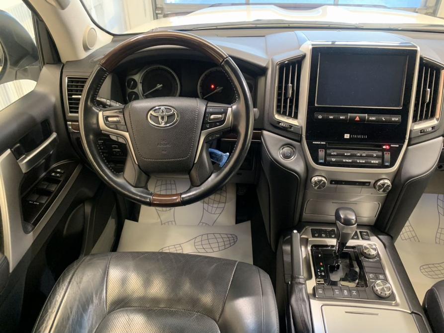 Toyota Land Cruiser 200 Series Рестайлинг 2 Екатеринбург  - изображение 15