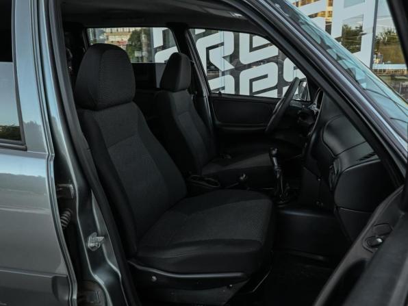 Chevrolet Niva I Рестайлинг с пробегом 2011 года, цена 510 000 рублей, 122340 км, внедорожник, Автокод Объявления
