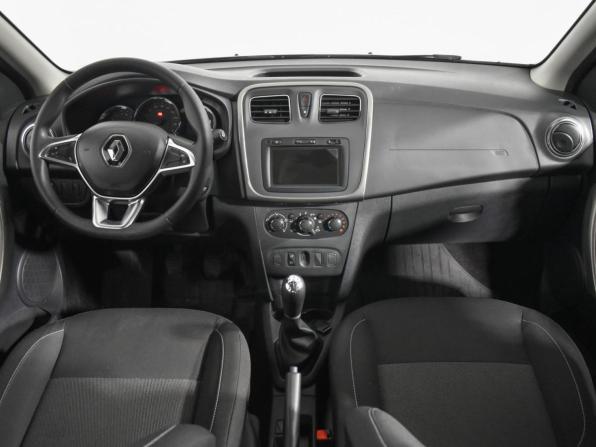 Renault Sandero II Рестайлинг с пробегом 2018 года, цена 1 273 000 рублей, 14962 км, хэтчбек, Автокод Объявления
