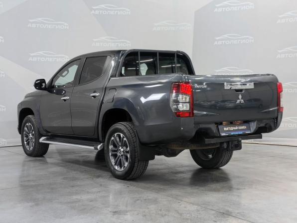 Mitsubishi L200 V Рестайлинг с пробегом 2021 года, цена 2 750 000 рублей, 171600 км, пикап, Автокод Объявления