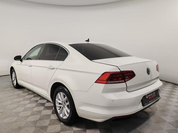 Volkswagen Passat B8 Рестайлинг с пробегом 2020 года, цена 2 175 000 рублей, 102917 км, седан, Автокод Объявления