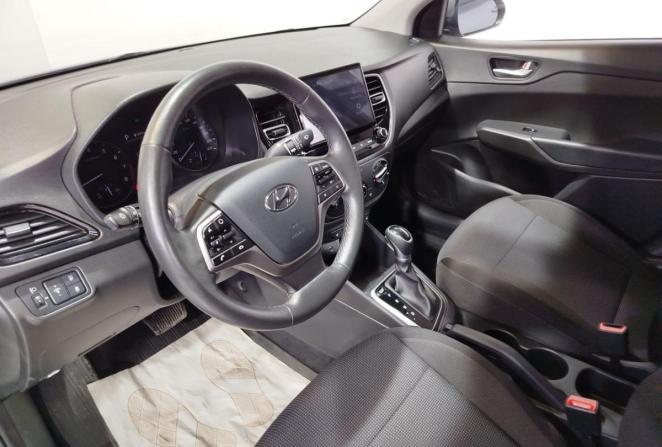 Hyundai Solaris II Рестайлинг с пробегом 2021 года, цена 1 570 000 рублей, 71437 км, седан, Автокод Объявления