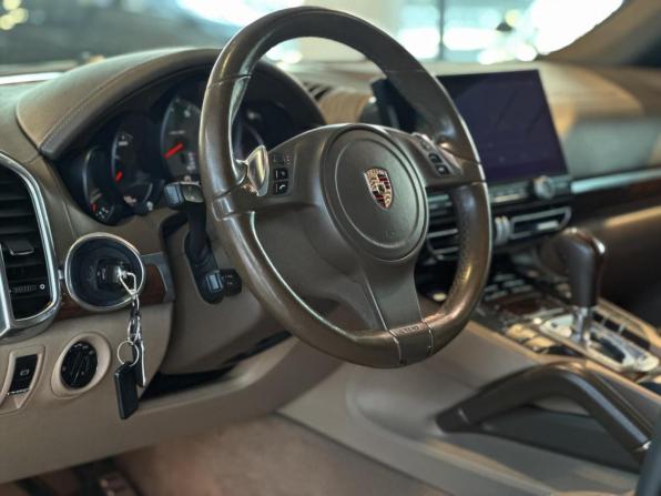 Porsche Cayenne II (958) с пробегом 2011 года, цена 1 990 000 рублей, 192869 км, внедорожник, Автокод Объявления