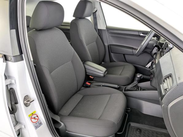 Volkswagen Polo VI с пробегом 2021 года, цена 1 650 000 рублей, 47919 км, лифтбек, Автокод Объявления