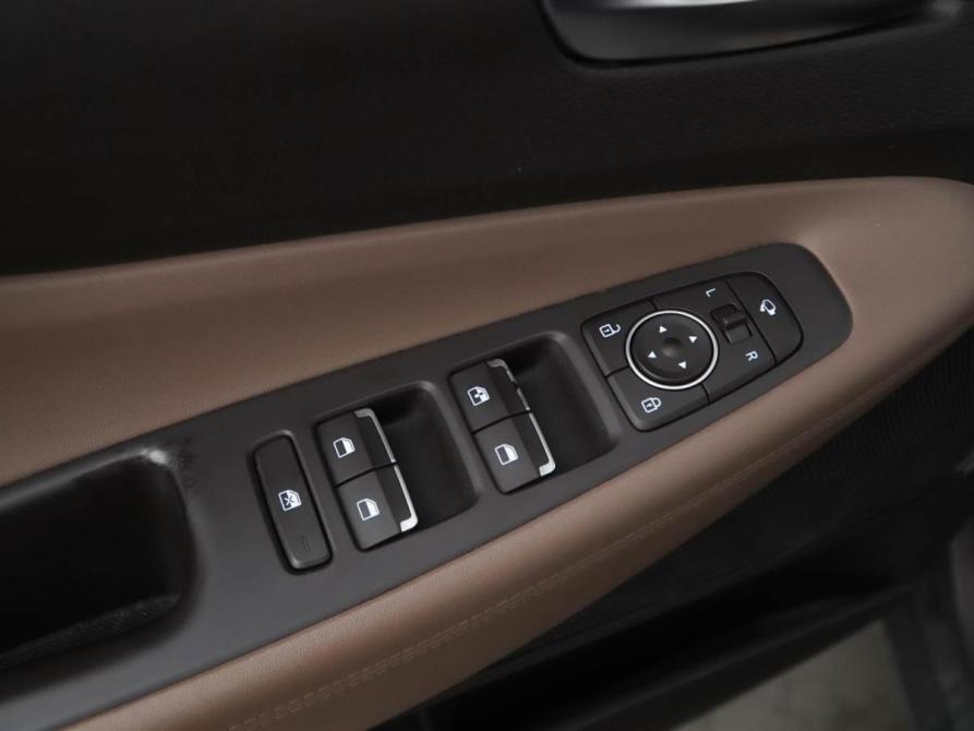 Hyundai Santa Fe IV Рестайлинг Москва  - изображение 17