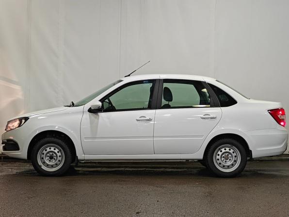 Lada (ВАЗ) Granta I Рестайлинг с пробегом 2024 года, цена 735 000 рублей, 40086 км, седан, Автокод Объявления