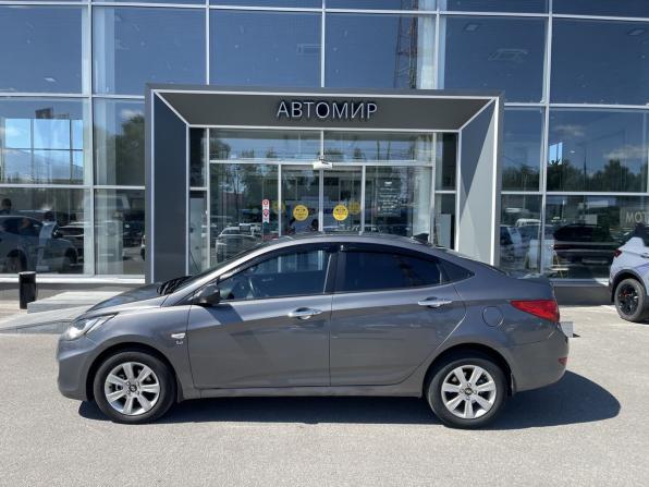 Hyundai Solaris I с пробегом 2013 года, цена 650 000 рублей, 310514 км, седан, Автокод Объявления