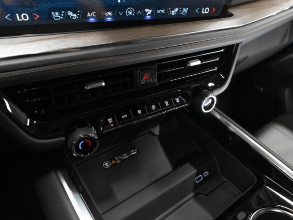 Chevrolet Tahoe V Рестайлинг с пробегом 2025 года, цена 14 900 000 рублей, 65 км, внедорожник, Автокод Объявления