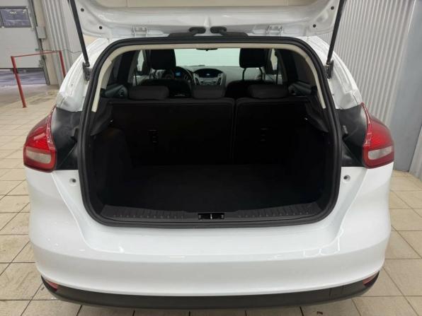 Ford Focus III Рестайлинг с пробегом 2017 года, цена 1 049 000 рублей, 214440 км, хэтчбек, Автокод Объявления