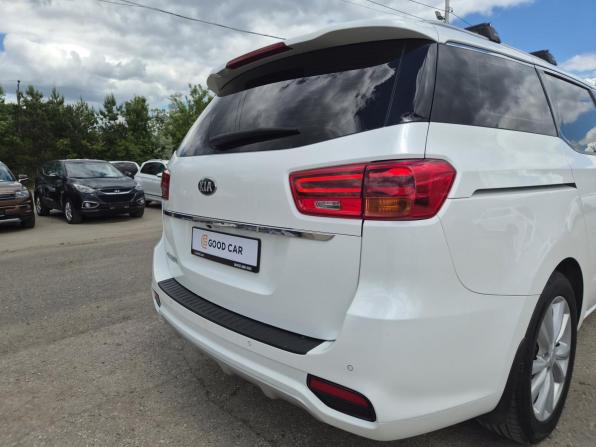 Kia Carnival III с пробегом 2018 года, цена 2 400 000 рублей, 179043 км, минивэн, Автокод Объявления