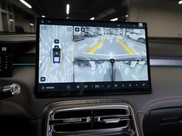 Geely Galaxy M7 с пробегом 2026 года, цена 3 700 000 рублей, 18 км, внедорожник, Автокод Объявления