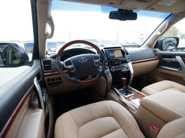 Toyota Land Cruiser 200 Series Рестайлинг 1 с пробегом 2012 года, цена 2 880 000 рублей, 163976 км, внедорожник, Автокод Объявления