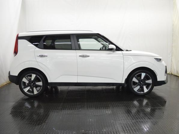Kia Soul III с пробегом 2020 года, цена 2 349 000 рублей, 54000 км, хэтчбек, Автокод Объявления