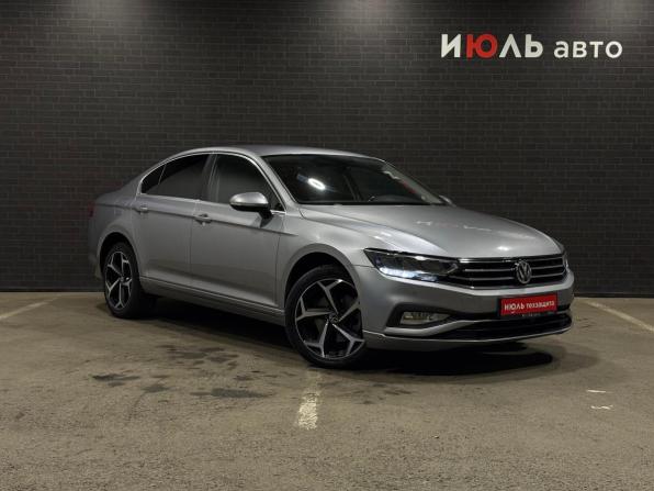 Volkswagen Passat B8 Рестайлинг с пробегом 2020 года, цена 2 425 000 рублей, 69436 км, седан, Автокод Объявления