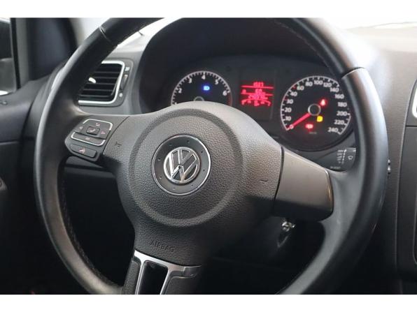 Volkswagen Polo V с пробегом 2013 года, цена 619 000 рублей, 240560 км, седан, Автокод Объявления