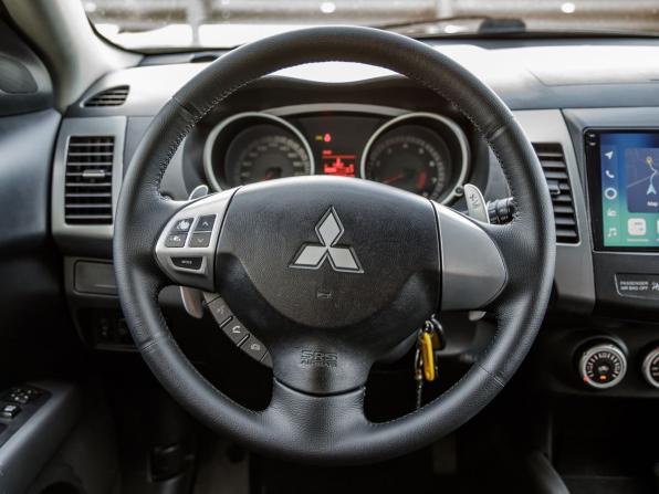 Mitsubishi Outlander II с пробегом 2008 года, цена 898 000 рублей, 328822 км, внедорожник, Автокод Объявления