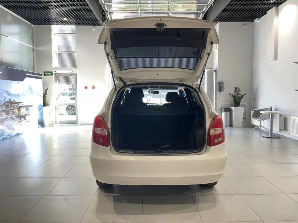 Skoda Fabia II с пробегом 2009 года, цена 419 000 рублей, 300000 км, универсал, Автокод Объявления