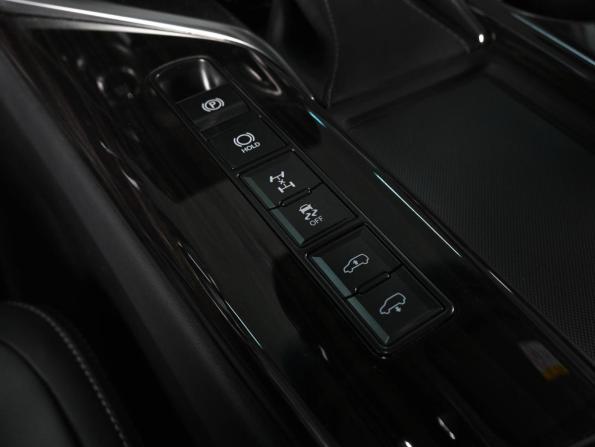 Lexus LX IV с пробегом 2022 года, цена 16 999 000 рублей, 3971 км, внедорожник, Автокод Объявления