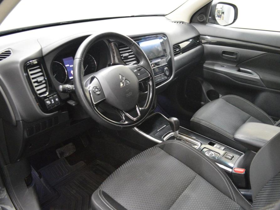 Mitsubishi Outlander III Рестайлинг 3 Санкт-Петербург  - изображение 10