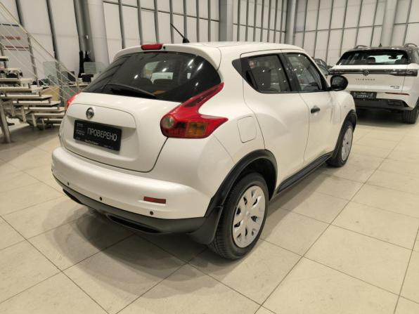 Nissan Juke I с пробегом 2012 года, цена 950 000 рублей, 119255 км, внедорожник, Автокод Объявления