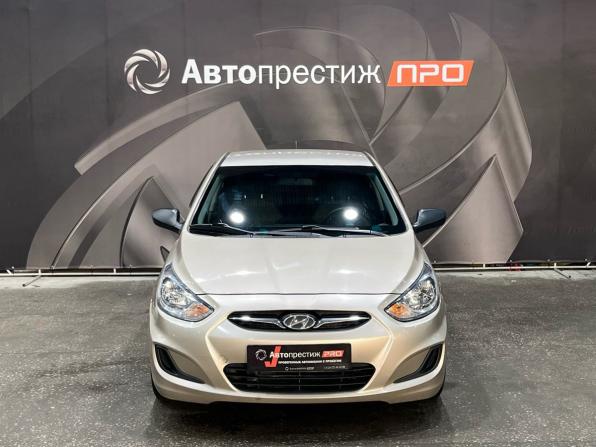 Hyundai Solaris I с пробегом 2013 года, цена 740 000 рублей, 117833 км, седан, Автокод Объявления
