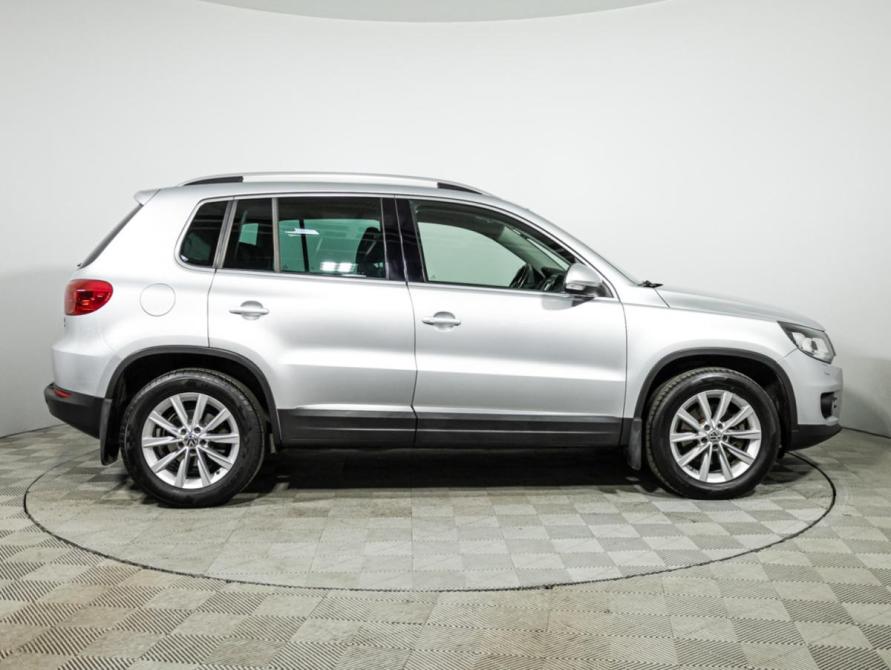 Volkswagen Tiguan I Рестайлинг Санкт-Петербург  - изображение 4