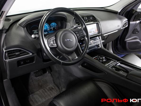 Jaguar F-Pace I с пробегом 2017 года, цена 3 088 000 рублей, 58859 км, внедорожник, Автокод Объявления