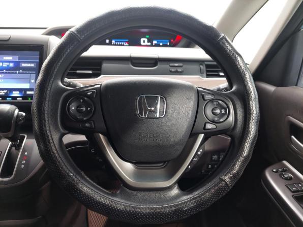 Honda Freed II Рестайлинг с пробегом 2020 года, цена 1 750 000 рублей, 59168 км, компактвэн, Автокод Объявления