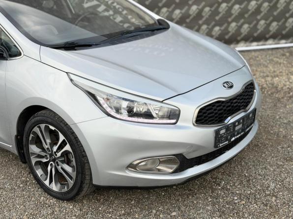 Kia Ceed II с пробегом 2014 года, цена 1 200 000 рублей, 138000 км, хэтчбек, Автокод Объявления