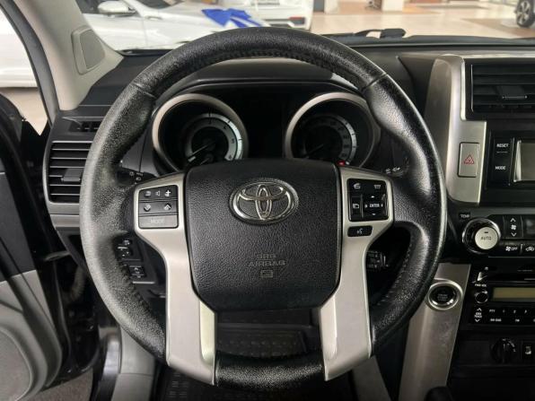 Toyota Land Cruiser Prado 150 Series с пробегом 2012 года, цена 2 395 000 рублей, 290892 км, внедорожник, Автокод Объявления