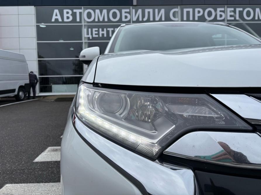 Mitsubishi Outlander III Рестайлинг 2 Тверь  - изображение 12