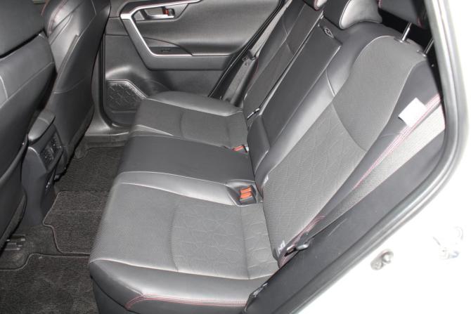 Toyota RAV4 V (XA50) с пробегом 2023 года, цена 4 300 000 рублей, 67800 км, внедорожник, Автокод Объявления