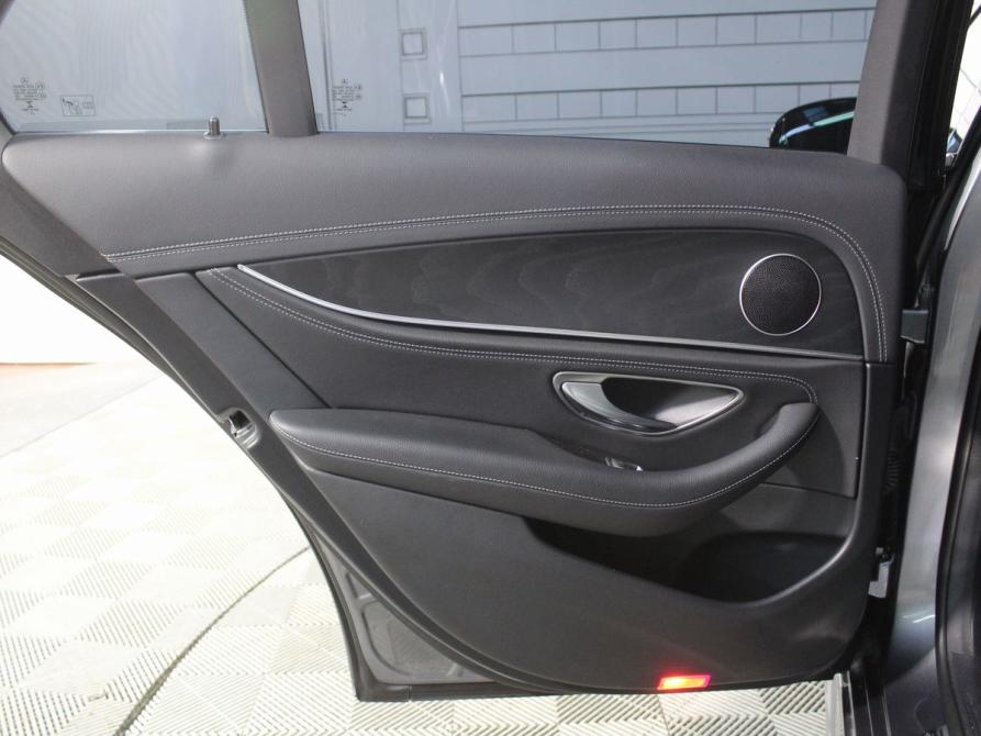 Mercedes-Benz E-Класс V (W213 S213 C238) Рестайлинг Москва  - изображение 19