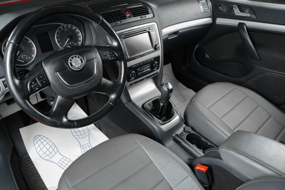Skoda Octavia II (A5) Рестайлинг Тюмень  - изображение 8
