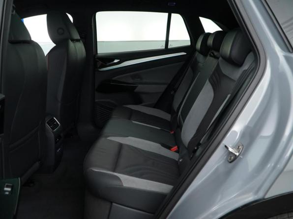 Volkswagen ID.4 с пробегом 2021 года, цена 3 299 547 рублей, 51068 км, внедорожник, Автокод Объявления