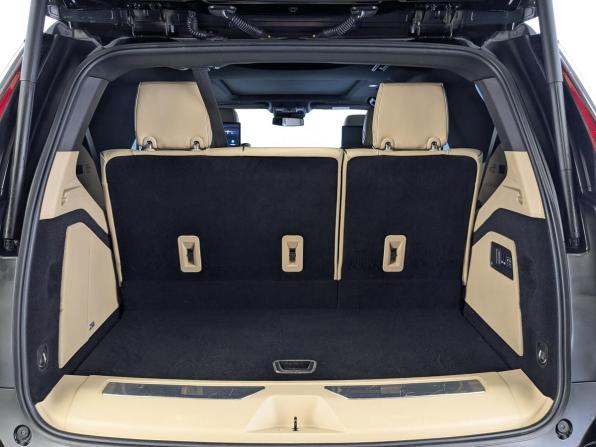 Cadillac Escalade V с пробегом 2021 года, цена 8 250 000 рублей, 85943 км, внедорожник, Автокод Объявления