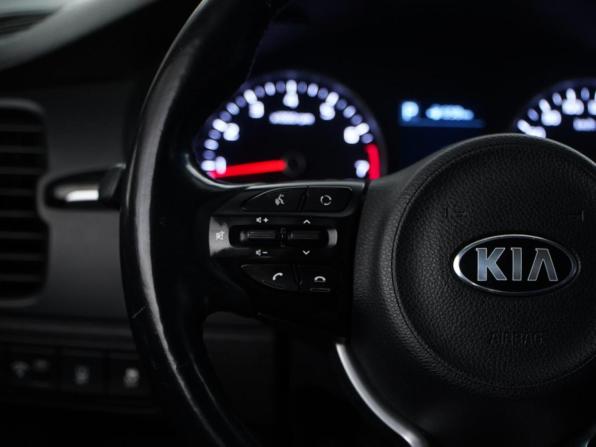Kia Rio IV с пробегом 2018 года, цена 1 437 077 рублей, 87065 км, седан, Автокод Объявления