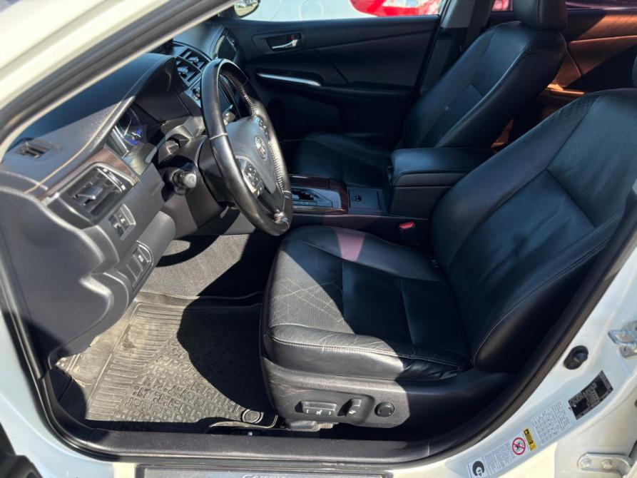 Toyota Camry VII (XV50) Рестайлинг Набережные Челны  - изображение 15