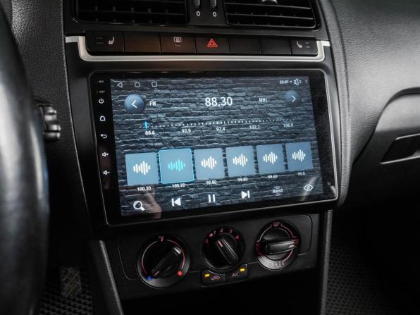 Volkswagen Polo V Рестайлинг с пробегом 2017 года, цена 1 219 000 рублей, 160527 км, седан, Автокод Объявления
