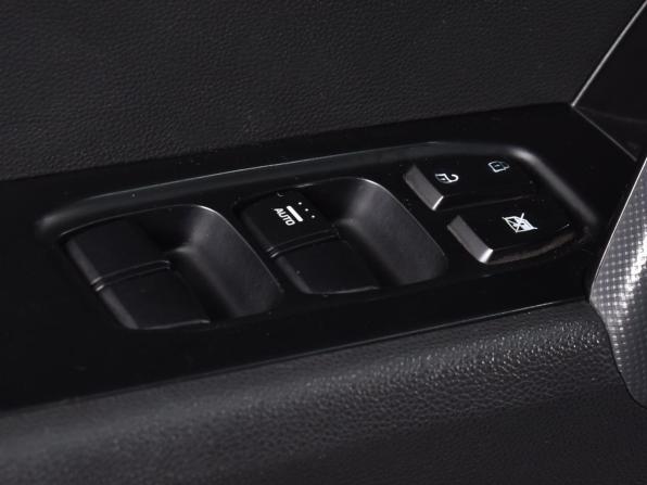 Hyundai Creta I с пробегом 2018 года, цена 1 399 999 рублей, 187132 км, внедорожник, Автокод Объявления