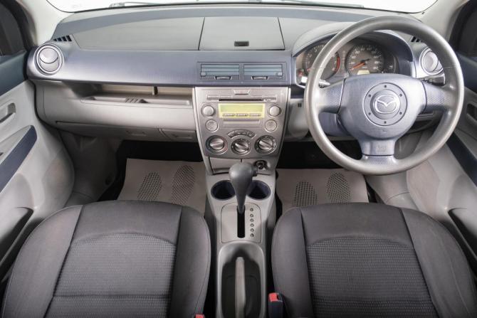 Mazda Demio II (DY) с пробегом 2004 года, цена 449 000 рублей, 198000 км, хэтчбек, Автокод Объявления