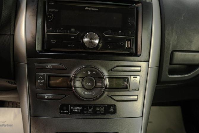 Toyota Auris I с пробегом 2008 года, цена 719 000 рублей, 222000 км, хэтчбек, Автокод Объявления