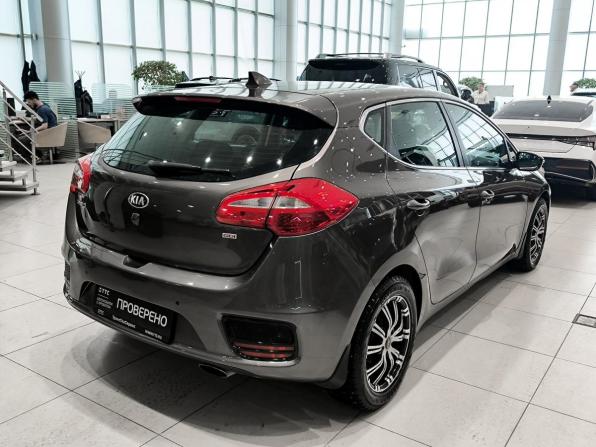 Kia Ceed II Рестайлинг с пробегом 2018 года, цена 1 350 000 рублей, 127730 км, хэтчбек, Автокод Объявления