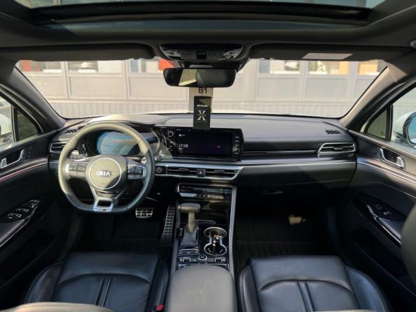 Kia K5 III с пробегом 2021 года, цена 2 550 000 рублей, 122156 км, седан, Автокод Объявления