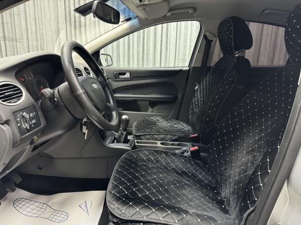 Ford Focus II с пробегом 2005 года, цена 390 000 рублей, 275437 км, седан, Автокод Объявления