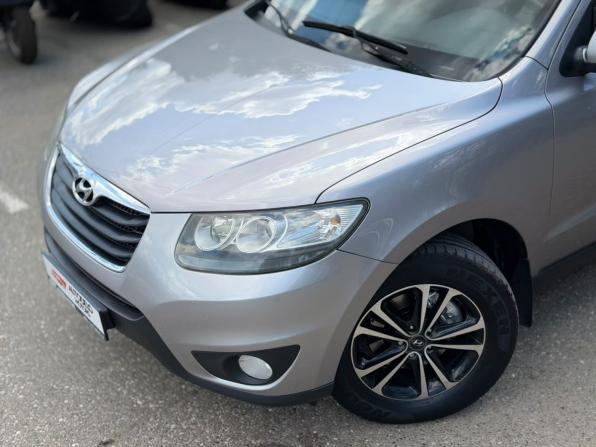 Hyundai Santa Fe II Рестайлинг с пробегом 2010 года, цена 1 190 000 рублей, 265170 км, внедорожник, Автокод Объявления