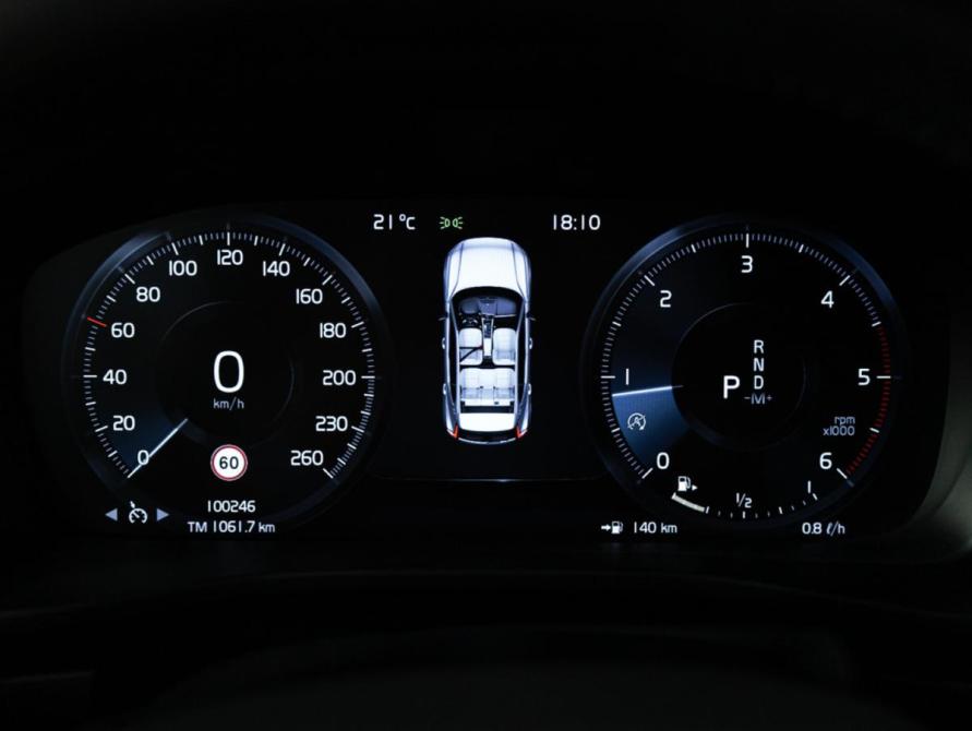 Volvo XC40 I Санкт-Петербург  - изображение 12