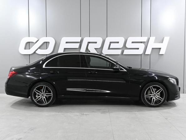 Mercedes-Benz E-Класс V (W213 S213 C238) с пробегом 2018 года, цена 2 949 000 рублей, 131421 км, седан, Автокод Объявления