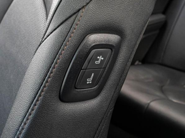 Toyota Camry VIII (XV70) Рестайлинг с пробегом 2022 года, цена 3 395 000 рублей, 58779 км, седан, Автокод Объявления