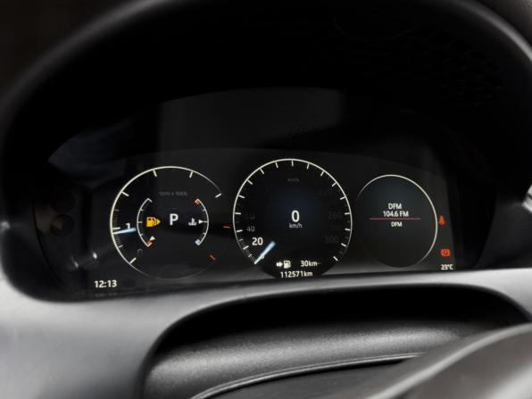 Jaguar XJ IV (X351) Рестайлинг с пробегом 2016 года, цена 2 710 000 рублей, 112570 км, седан, Автокод Объявления